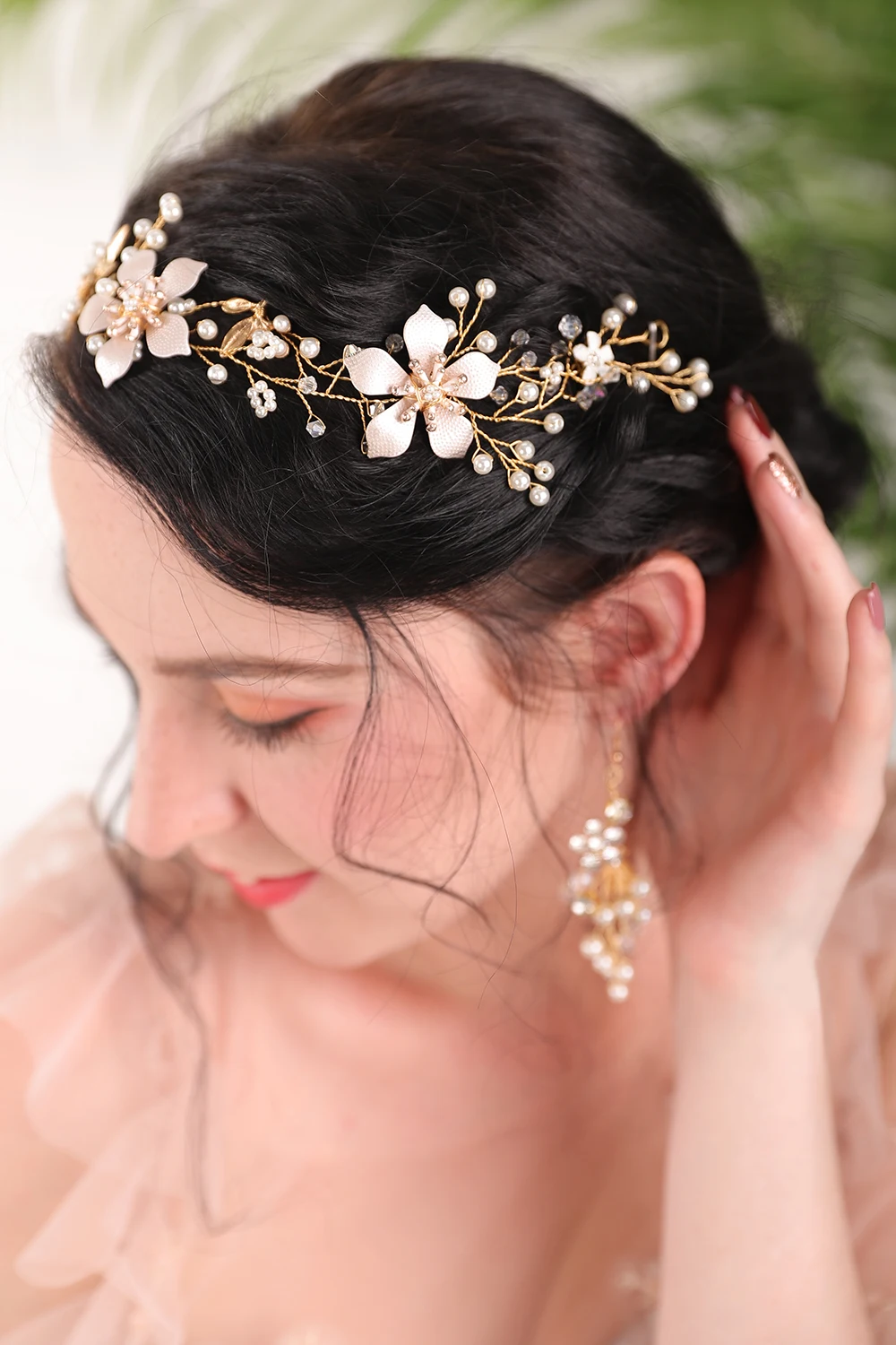Златна декорация на короната и обеци Блестящи кристали и Кристални Перли, дамски Аксесоари за коса, шапки Комплекти, сватбени декорации . ' - ' . 0