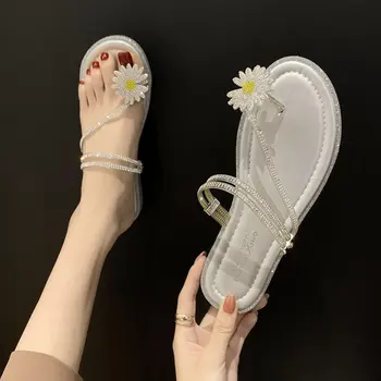 2021 Нови летни дамски чехли с отворени пръсти в цветенце, двойна дрехи, дамски обувки, сандали на равна подметка, модни плажната обувки, дамски обувки с кристали