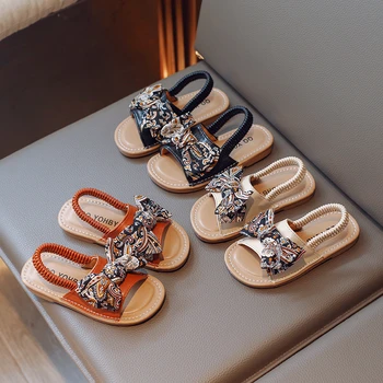 Полусапожки за момичета, детски обувки с ластик в етнически стил, с лък-пеперуда, с отворени пръсти, лятна мода 2023 г., меки обувки на принцеса, скъпа